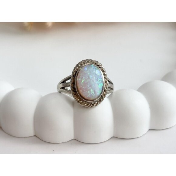 Ethiopian Iridescent Opal Gemstone Rope Sterling Silver Vintage Ring - sz 8 - Picture 8 of 10